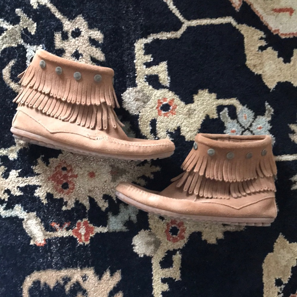 Minnetonka mocc. Booties!
